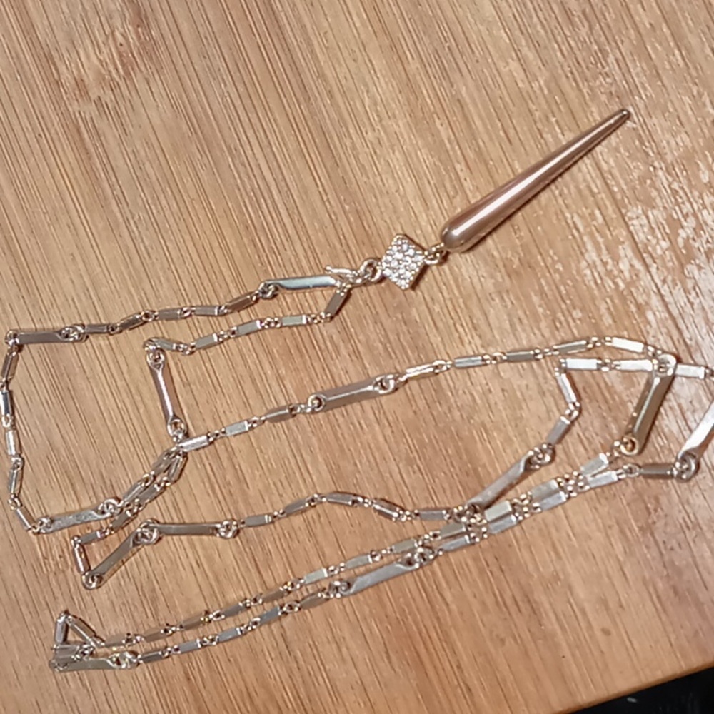 Pretty gold chain